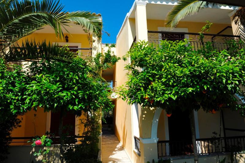 Ilena Hotel Acharavi  Ngoại thất bức ảnh
